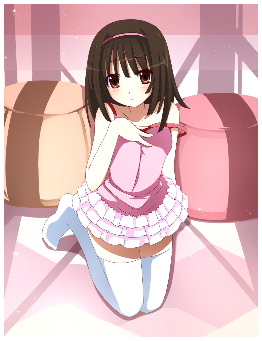 10s 1girl bakemonogatari brown_eyes brown_hair casual female_focus hairband kneeling mikurun_(otome_no_hanikami) monogatari_(series) nisemonogatari ottoman_(furniture) sengoku_nadeko short_hair solo thighhighs