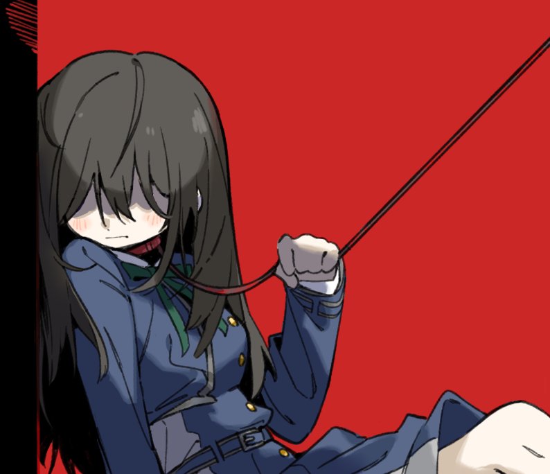 1girl belt black_hair blue_belt blue_dress blush closed_mouth dress green_ribbon grey_dress holding holding_leash inoue_takina leash long_hair long_sleeves lycoris_recoil lycoris_uniform neck_ribbon pleated_dress red_background ribbon shioneko114 solo two-tone_dress