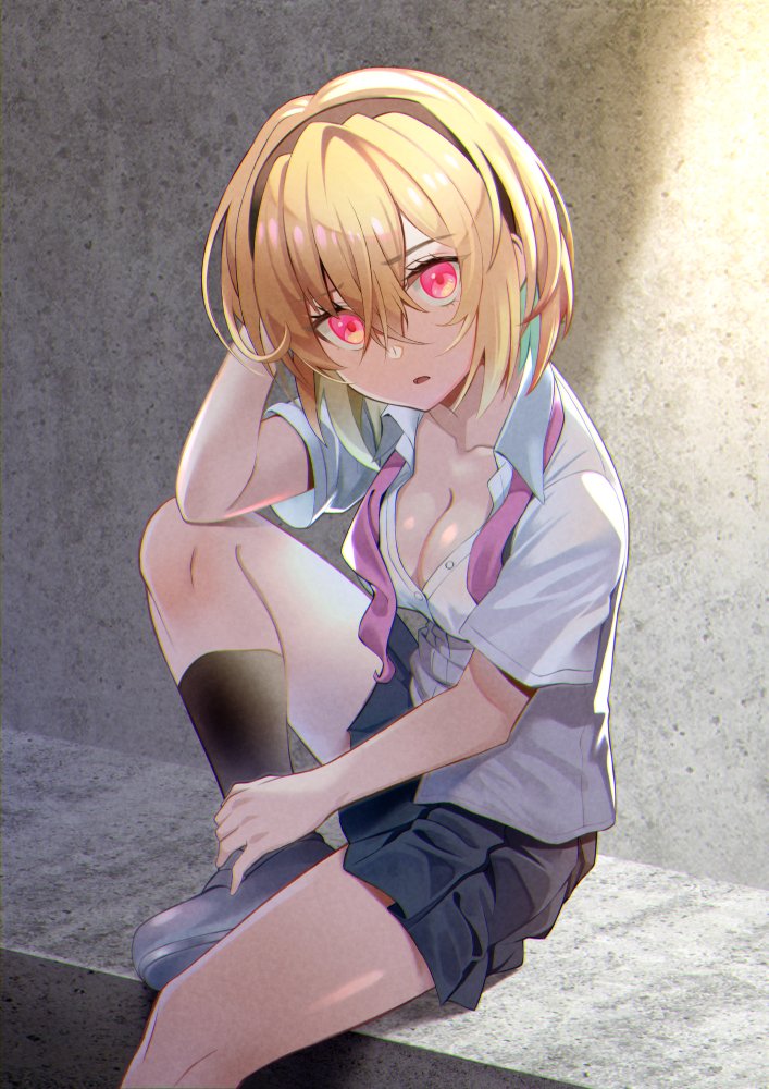 1girl black_hairband black_skirt black_socks blonde_hair breasts cleavage collarbone collared_shirt dress_shirt elbow_on_knee grey_footwear hair_between_eyes hairband higurashi_no_naku_koro_ni houjou_satoko kneehighs looking_at_viewer medium_breasts medium_hair miniskirt no_bra open_mouth partially_unbuttoned pleated_skirt red_eyes school_uniform shirt sitting skirt socks solo ueyasu white_shirt wing_collar