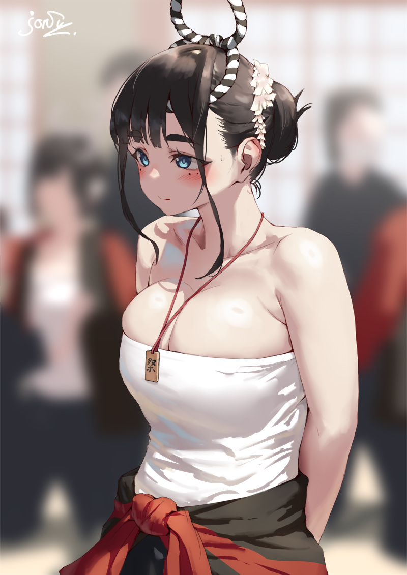 1girl 3others arms_behind_back bare_shoulders black_hair blue_eyes blurry blurry_background blush breasts cleavage closed_mouth collarbone commentary_request hair_ornament jonsun lanyard large_breasts medium_hair mole mole_under_eye multiple_others original rope shimenawa shirt sidelocks signature solo_focus tamami_(jonsun) white_shirt