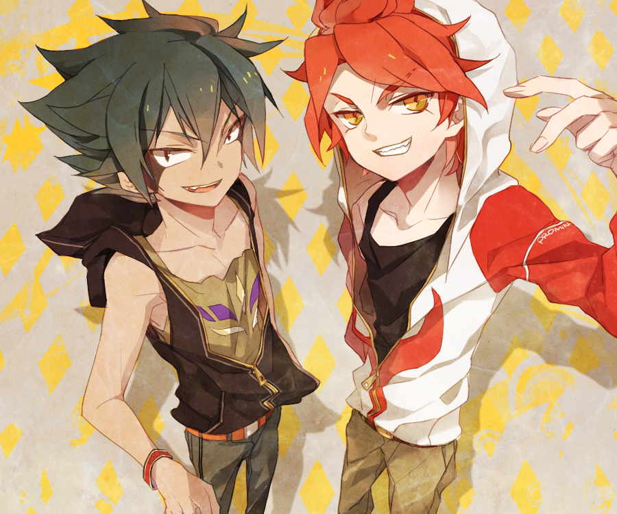 2boys bad_id bad_pixiv_id belt bracelet character_name eska_bamel grin hood hoodie inazuma_eleven inazuma_eleven_(series) jaenbba jewelry male_focus multiple_boys nagumo_haruya open_mouth red_hair smile standing unzipped yellow_eyes