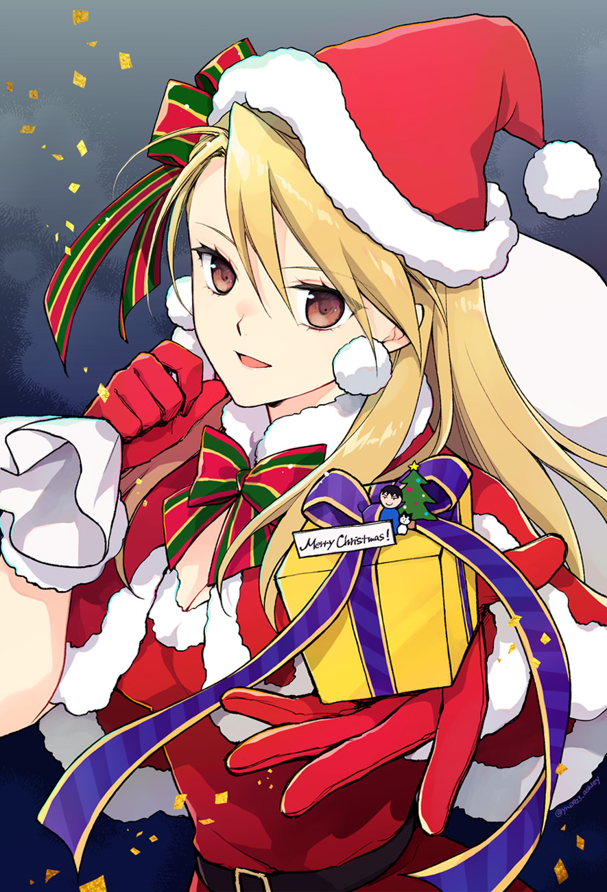 1girl :d alternate_costume bag belt blonde_hair breasts brown_eyes chibi christmas christmas_present commentary dress earrings fullmetal_alchemist fur-trimmed_dress fur_trim gift gloves hair_ornament hat highres holding holding_bag holding_gift jewelry long_hair looking_at_viewer medium_breasts open_mouth red_dress red_hat riza_hawkeye roy_mustang santa_costume santa_dress santa_hat smile solo takafuji_yuna