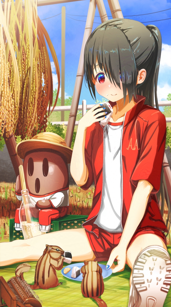 1girl aiuabo black_hair blue_eyes blue_nails blush bottle chipmunk closed_mouth commentary_request crate eating eyes_visible_through_hair food food_on_face hair_over_one_eye haniwa_(statue) highres holding holding_bottle holding_food holding_plate jacket long_hair nail_polish on_ground onigiri open_clothes open_jacket original outdoors plate ponytail red_eyes red_jacket red_shorts rice rice_on_face shirt short_sleeves shorts sitting smile solo spread_legs squirrel two-tone_eyes white_shirt