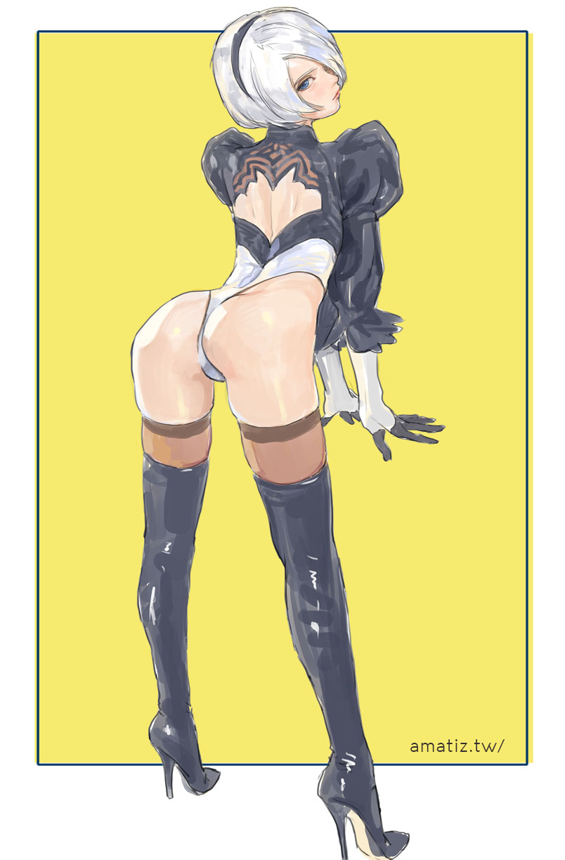 1girl amatiz android ass back bad_anatomy boots brown_thighhighs hair_over_one_eye high_heel_boots high_heels highleg highleg_leotard highres leotard lips nier_(series) nier:automata short_hair silver_hair simple_background stiletto_boots stiletto_heels thigh_boots thighhighs thighhighs_under_boots thighs yellow_background 2b_(nier:automata)