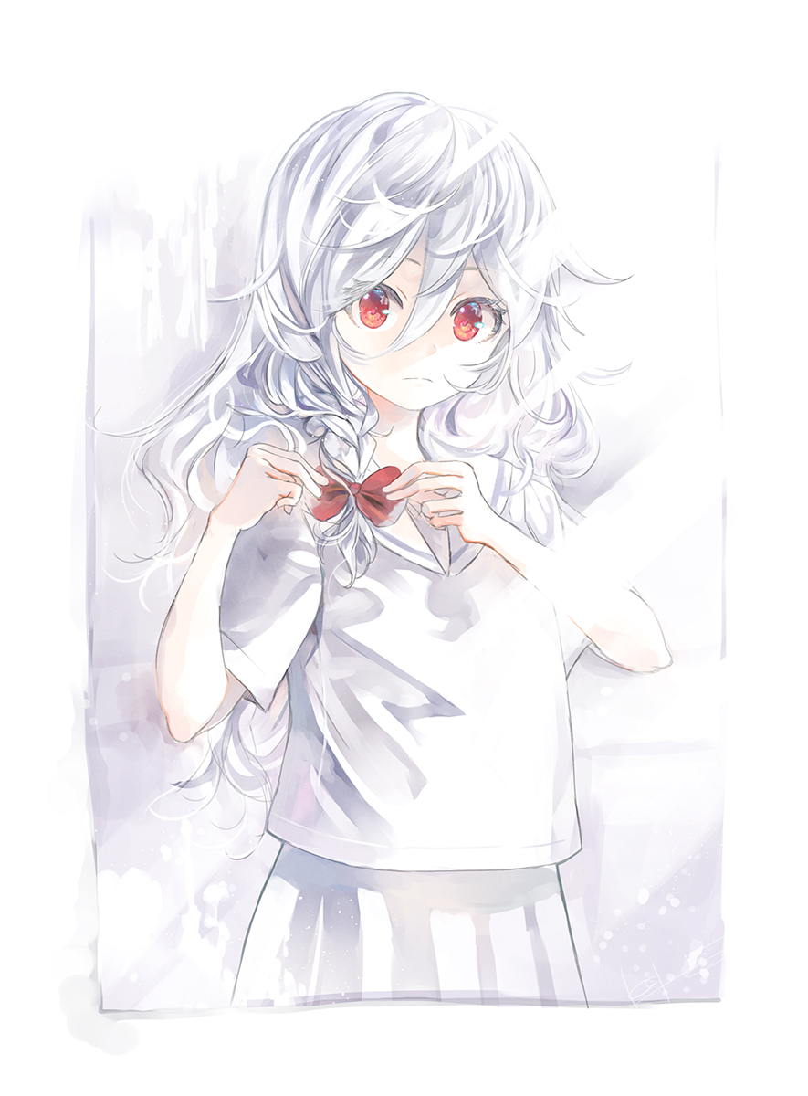 1girl bow braid closed_mouth frown hair_between_eyes hair_bow hands_up highres kei_(keigarou) long_hair original pleated_skirt red_bow red_eyes sailor_collar shirt short_sleeves side_braid skirt solo white_hair white_sailor_collar white_shirt white_skirt