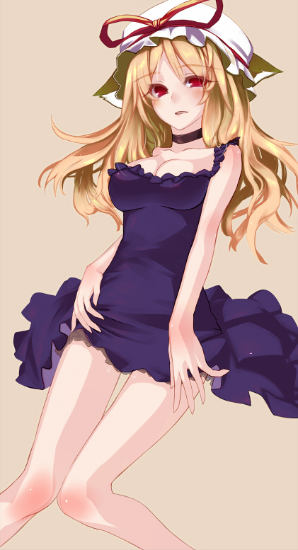 1girl alternate_costume bad_id bad_pixiv_id bare_legs bare_shoulders blonde_hair blush breasts cleavage dress female_focus hat long_hair red_eyes simple_background solo touhou virus_(obsession) yakumo_yukari