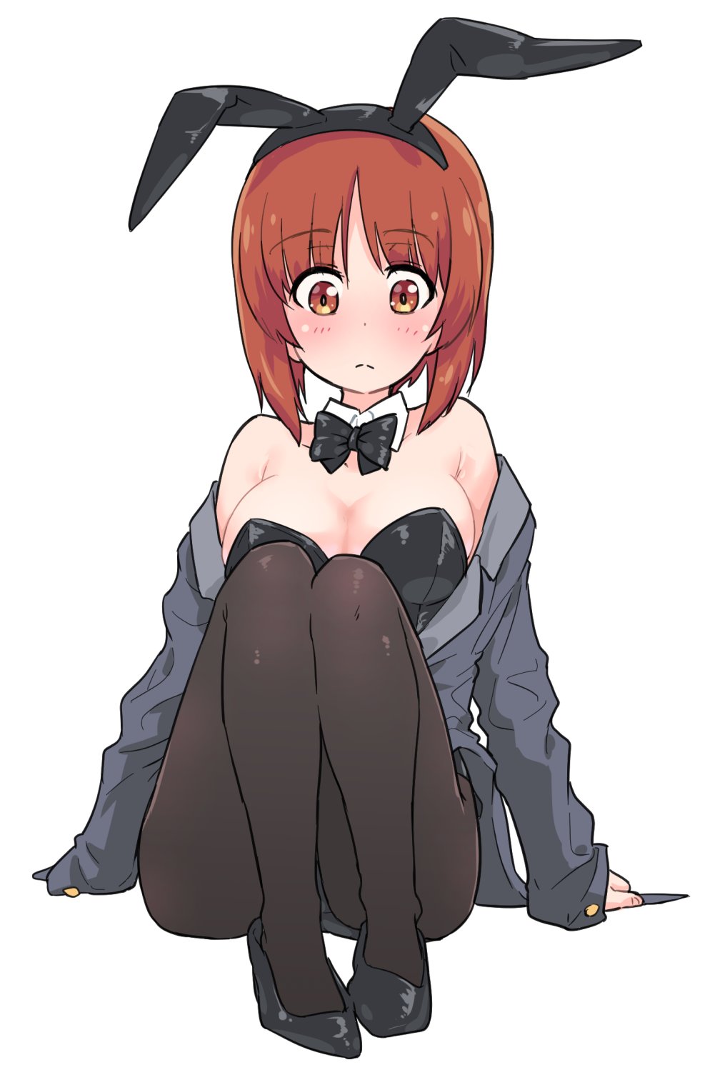 1girl animal_ears ass black_bow black_bowtie black_leotard black_pantyhose blush bow bowtie breasts brown_eyes brown_hair cleavage closed_mouth fake_animal_ears full_body girls_und_panzer highres large_breasts leotard monolith_(suibou_souko) nishizumi_miho pantyhose playboy_bunny rabbit_ears short_hair simple_background sitting solo white_background