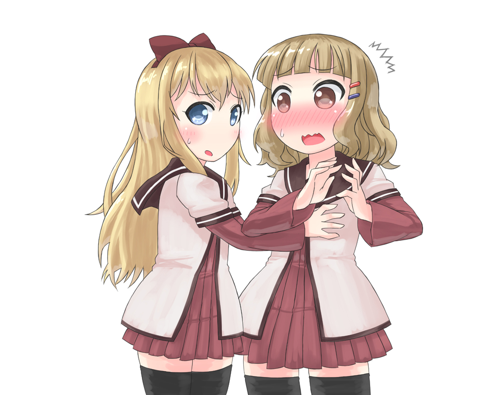 2girls ^^^ black_legwear blonde_hair blue_eyes blush bow breasts brown_eyes grabbing_another&#039;s_breast groping hair_bow hair_ornament hairclip layered_sleeves long_sleeves looking_at_viewer multiple_girls oomuro_sakurako s_ibane s_ibane2 school_uniform serafuku short_over_long_sleeves short_sleeves simple_background thighhighs toshinou_kyouko white_background yuri yuru_yuri zettai_ryouiki