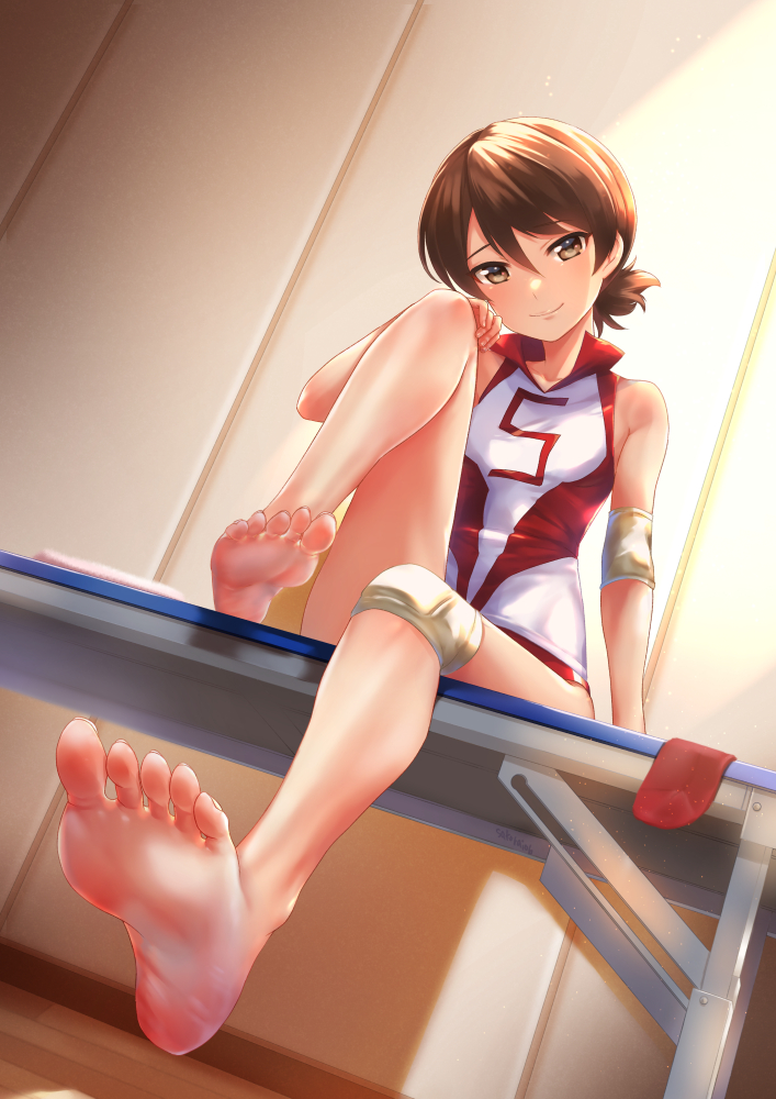 1girl barefoot brown_eyes brown_hair feet girls_und_panzer hand_on_own_knee kawanishi_shinobu looking_at_viewer medium_hair red_socks single_sock smile socks unworn_socks soles sportswear toes