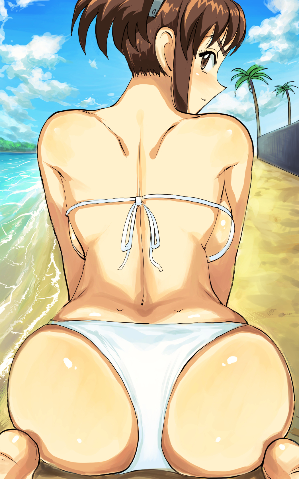 1girl ass ass_focus backboob barefoot beach bikini breasts brown_eyes brown_hair come_hither giboshi_matoi hair_tied_back highres kochikame large_breasts ocean palm_tree seductive_gaze seductive_smile sitting smile solo swimsuit tree wariza