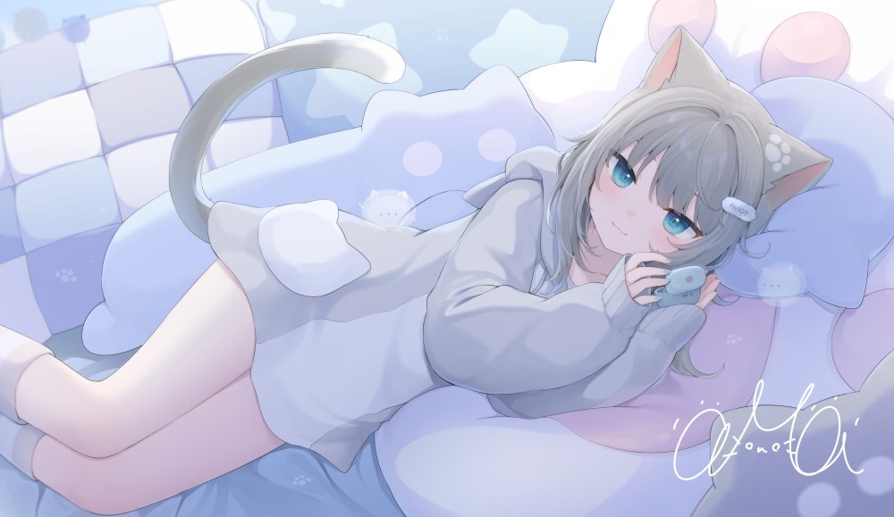 1girl :3 amashiro_natsuki animal_ears animal_hood blue_eyes cat_ears cat_girl cat_hood cat_tail closed_mouth commentary_request fake_animal_ears feet_out_of_frame grey_hair grey_hoodie hair_ornament hands_up hood hood_down hoodie indie_virtual_youtuber long_hair long_sleeves looking_at_viewer lying nachoneko on_side pillow puffy_long_sleeves puffy_sleeves signature sleeves_past_wrists smile socks solo striped_clothes striped_socks tail virtual_youtuber