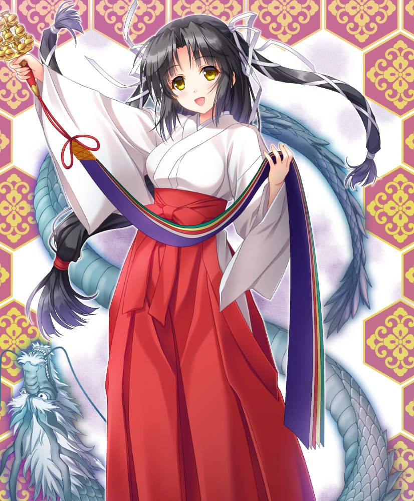 1girl bell black_hair breasts dragon feet_out_of_frame hair_ribbon hakama honeycomb_(pattern) honeycomb_background japanese_clothes jingle_bell kagura_suzu kimizuka_aoi kimono long_hair looking_at_viewer low-tied_long_hair medium_breasts miko one_side_up original red_hakama ribbon smile solo white_kimono wide_sleeves yellow_eyes