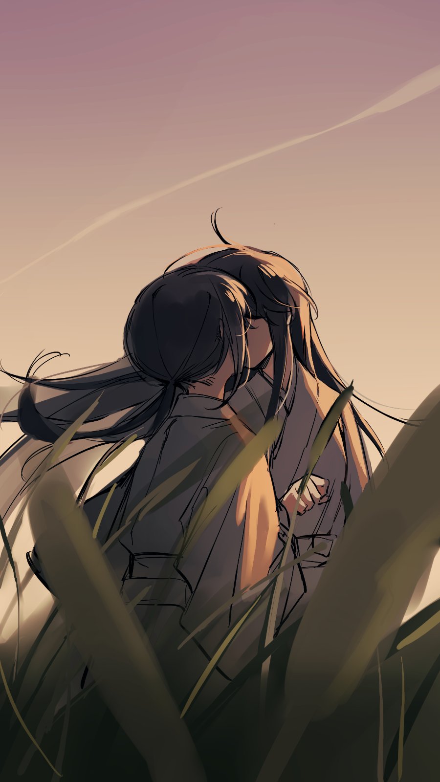 1boy 1girl aged_down ahoge backlighting black_hair blurry blurry_foreground brother_and_sister clenched_hand covered_face depth_of_field fate/grand_order fate_(series) floating_hair from_behind grass highres incest japanese_clothes kimono kiss long_hair long_sleeves low_ponytail oda_nobukatsu_(fate) oda_nobunaga_(fate) outdoors sash sempon_(doppio_note) siblings sidelocks sky sunset very_long_hair waist_sash white_sash wide_sleeves