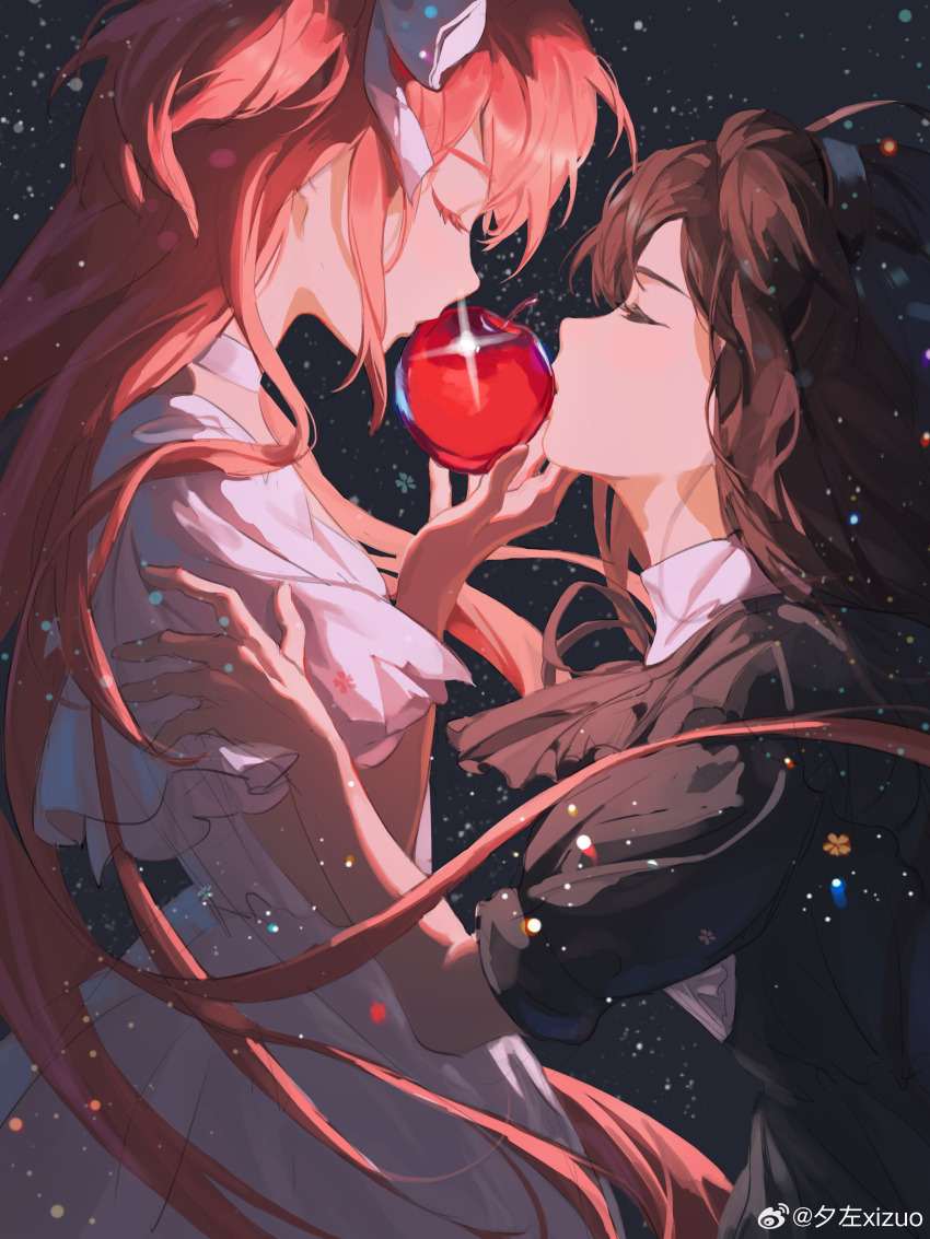 2girls absurdres akemi_homura akemi_homura_(black_dress) apple black_background black_dress black_hair closed_eyes dress face-to-face food from_side fruit glint hand_on_another&#039;s_shoulder highres holding holding_food holding_fruit kaname_madoka light_particles long_hair mahou_shoujo_madoka_magica multiple_girls object_kiss pink_hair profile short_sleeves ultimate_madoka upper_body weibo_logo weibo_watermark white_dress xizuo