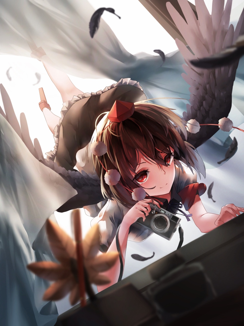 1girl absurdres bai_huashu bird_wings black_feathers black_skirt black_wings brown_hair camera commentary_request falling_feathers feathered_wings feathers flying frilled_skirt frills geta hat hauchiwa highres holding holding_camera looking_at_viewer miniskirt red_eyes red_footwear red_hat shameimaru_aya shirt skirt smile solo tengu-geta tokin_hat touhou white_shirt wings