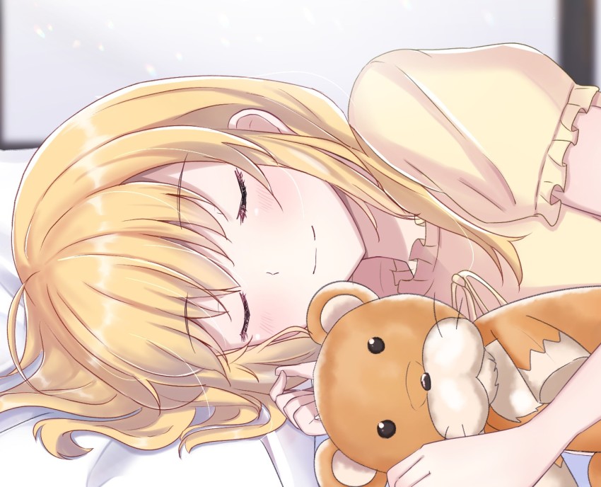 1girl ahoge artoria_pendragon_(fate) blonde_hair blouse blush closed_eyes doll eyebrows_hidden_by_hair fate/grand_order fate_(series) from_side hair_between_eyes holding holding_doll long_hair lying saber_(fate) shirt sii_artatm sleeping upper_body