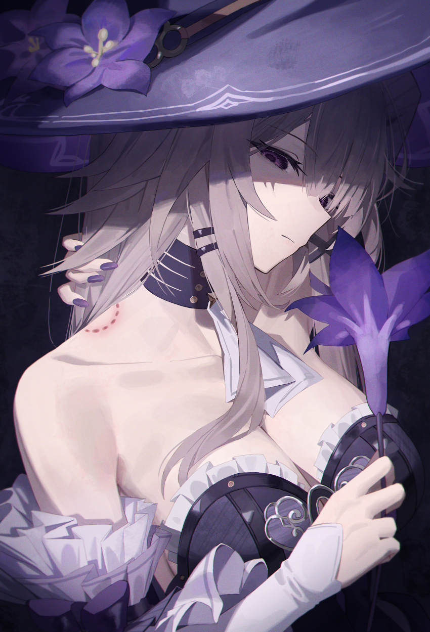 1girl absurdres arm_up bare_shoulders bite_mark black_background black_choker black_dress breasts brown_hair choker cleavage closed_mouth collarbone detached_sleeves dress flower hat herta_(honkai:_star_rail) highres holding holding_flower honkai:_star_rail honkai_(series) large_breasts long_hair mirrorapo_yemp purple_eyes purple_flower purple_nails solo strapless strapless_dress the_herta_(honkai:_star_rail) upper_body witch_hat