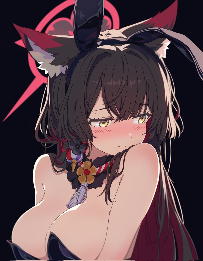 1girl animal_ear_fluff animal_ears black_background black_collar black_hair black_hairband black_leotard blue_archive blush breasts cat_ears cleavage closed_mouth collar colored_inner_hair corrupted_twitter_file detached_collar embarrassed extra_ears facing_away fake_animal_ears hairband halo highres large_breasts leotard long_hair looking_to_the_side multicolored_hair neck_tassel playboy_bunny rabbit_ears red_hair red_halo sando_(dukedevil) simple_background solo streaked_hair upper_body wakamo_(blue_archive) wavy_mouth yellow_eyes