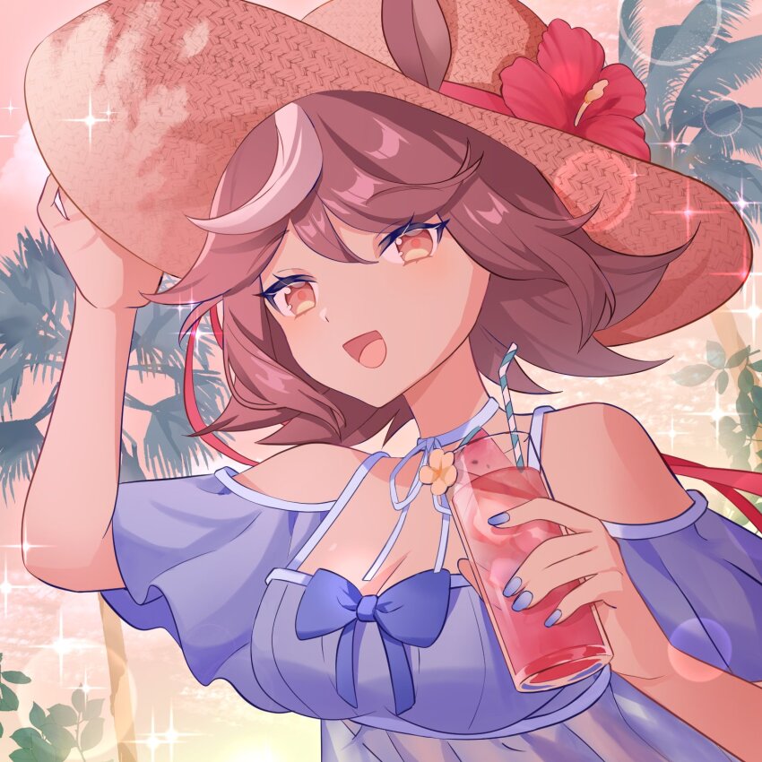 1girl blue_bow blue_dress blue_nails bow breasts brown_eyes brown_hair cleavage coche_katabami cup dress dress_bow drinking_glass drinking_straw flower hat hat_flower highres holding holding_cup indie_virtual_youtuber multicolored_hair open_mouth palm_tree red_flower second-party_source short_hair solo sparkle streaked_hair sun_hat sundress sunset tan tomoe_umari tomoe_umari_(summer) tree upper_body virtual_youtuber white_hair