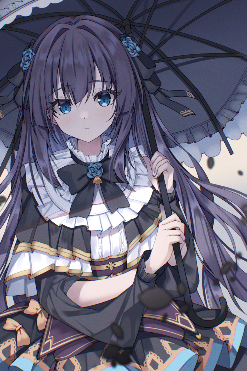 1girl arcaea black_bow black_bowtie black_dress black_hair black_petals black_ribbon blue_eyes blue_flower blue_rose blurry blurry_background bow bowtie closed_mouth dress expressionless eyelashes falling_petals flower frills gold_trim hair_between_eyes hair_flower hair_ornament hair_ribbon highres holding holding_umbrella layered_dress layered_sleeves light_blush long_hair long_sleeves looking_at_viewer mellow_kaede petals ribbon rose sidelocks solo tairitsu_(arcaea) umbrella white_background wispy_bangs yellow_bow