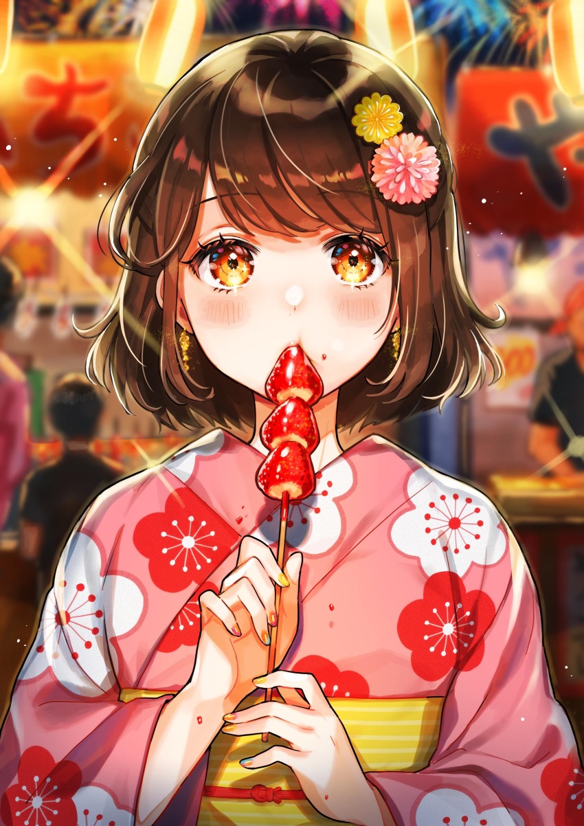 1girl :t absurdres aerial_fireworks blurry blurry_background blush brown_hair diffraction_spikes earrings eating fireworks floral_print flower food fruit hair_flower hair_ornament highres holding holding_food holding_fruit holding_skewer japanese_clothes jewelry kimono long_sleeves looking_at_viewer medium_hair nail_polish night obi orange_eyes orange_nails original outdoors pink_flower pink_kimono print_kimono sash shinishi_chiho sidelocks sign skewer solo straight-on summer_festival swept_bangs upper_body wide_sleeves yellow_nails yukata