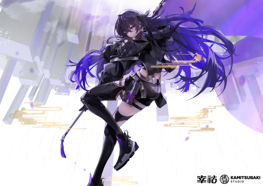 1girl black_hair black_jacket black_shorts black_thighhighs blue_hair closed_mouth commentary_request copyright_name cropped_shirt earrings floating_hair foot_out_of_frame gloves gradient_hair hair_between_eyes holding holding_weapon jacket jewelry kamitsubaki_studio koko_(kamitsubaki_studio) leg_up long_hair long_sleeves looking_at_viewer multicolored_hair open_clothes purple_eyes purple_hair shirt shoes shorts solo standing standing_on_one_leg thigh_strap thighhighs tsumeki virtual_youtuber weapon