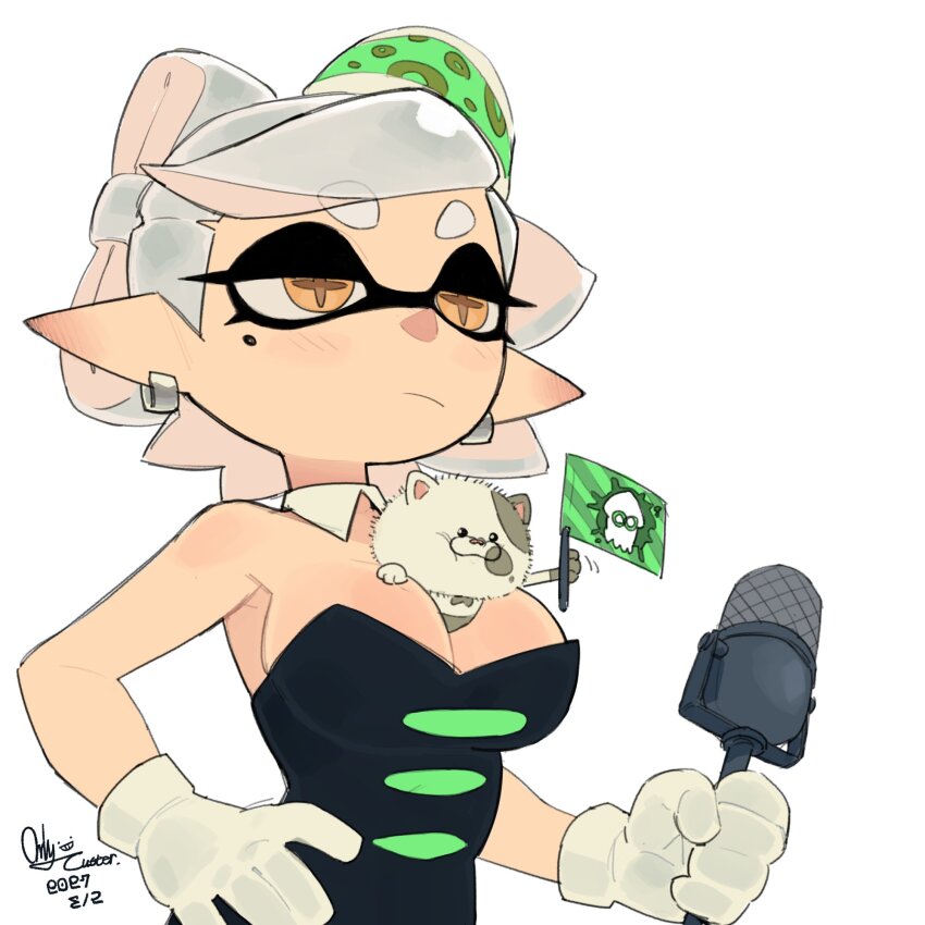 1girl animal_between_breasts bare_shoulders black_dress blush bow-shaped_hair breasts cat cleavage collar cross-shaped_pupils detached_collar dress flag gloves green_flag half-closed_eyes hand_on_own_hip hand_up highres holding holding_microphone_stand inkling li&#039;l_judd_(splatoon) marie_(splatoon) medium_breasts microphone_stand mole mole_under_eye nintendo orly_custer pointy_ears short_eyebrows signature solo splatoon_(series) strapless strapless_dress swept_bangs symbol-shaped_pupils tentacle_hair thick_eyebrows white_background white_collar white_gloves yellow_eyes