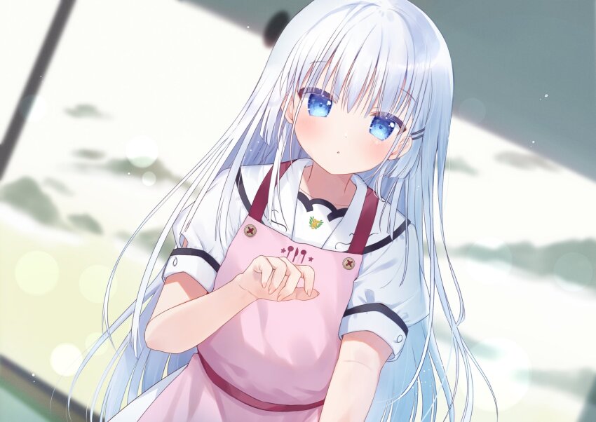 1girl apron blue_eyes blunt_ends blurry blurry_background blush commentary_request dutch_angle eyes_visible_through_hair hair_behind_ear hair_between_eyes hair_ornament hairclip hand_up highres long_hair looking_at_viewer naruse_shiroha parted_lips pink_apron puffy_short_sleeves puffy_sleeves sailor_collar sakura_aki school_uniform serafuku shirt short_sleeves solo straight-on straight_hair summer_pockets upper_body very_long_hair white_hair white_sailor_collar white_shirt