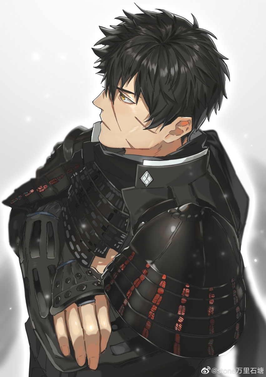 1boy absurdres armor bannriishi black_hair doudanuki_masakuni expressionless from_above hair_between_eyes highres japanese_armor male_focus profile sanpaku scar short_hair snowing solo touken_ranbu upper_body yellow_eyes