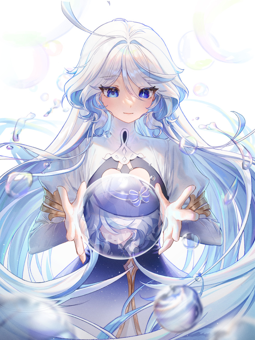 2girls absurdres ahoge blue_eyes bubble chabi009 commentary furina_(genshin_impact) genshin_impact highres juliet_sleeves long_hair long_sleeves multiple_girls puffy_sleeves smile upper_body very_long_hair white_hair