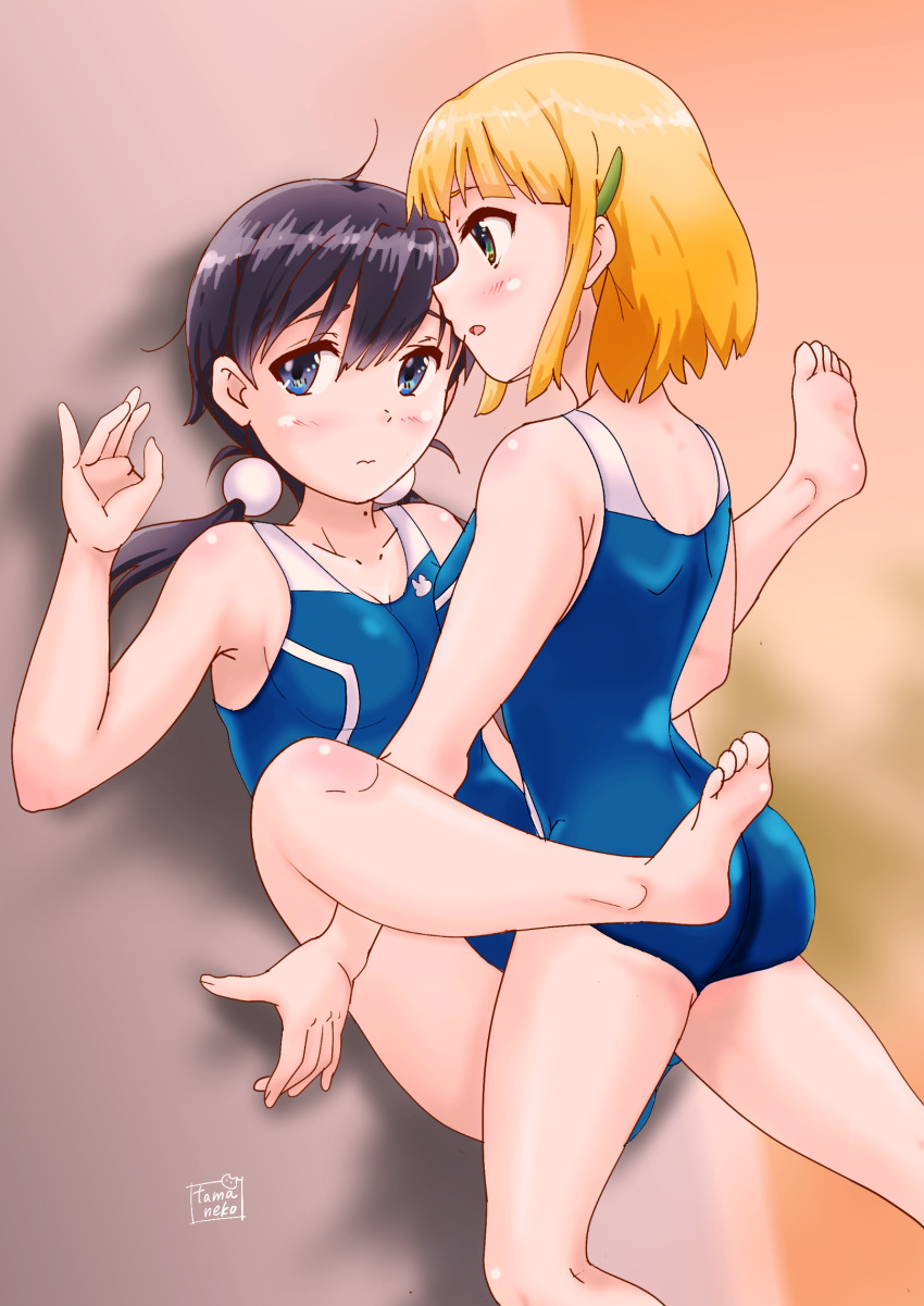 2girls ahoge ass barefoot black_hair blonde_hair blue_eyes blush breasts commentary_request feet green_eyes hair_bobbles hair_ornament highres kabedon kitashirakawa_tamako long_hair looking_at_another looking_to_the_side m_legs medium_breasts multiple_girls school_swimsuit short_hair soles swimsuit tama_nekonyan tamako_market tamaneko toes tokiwa_midori twintails yuri