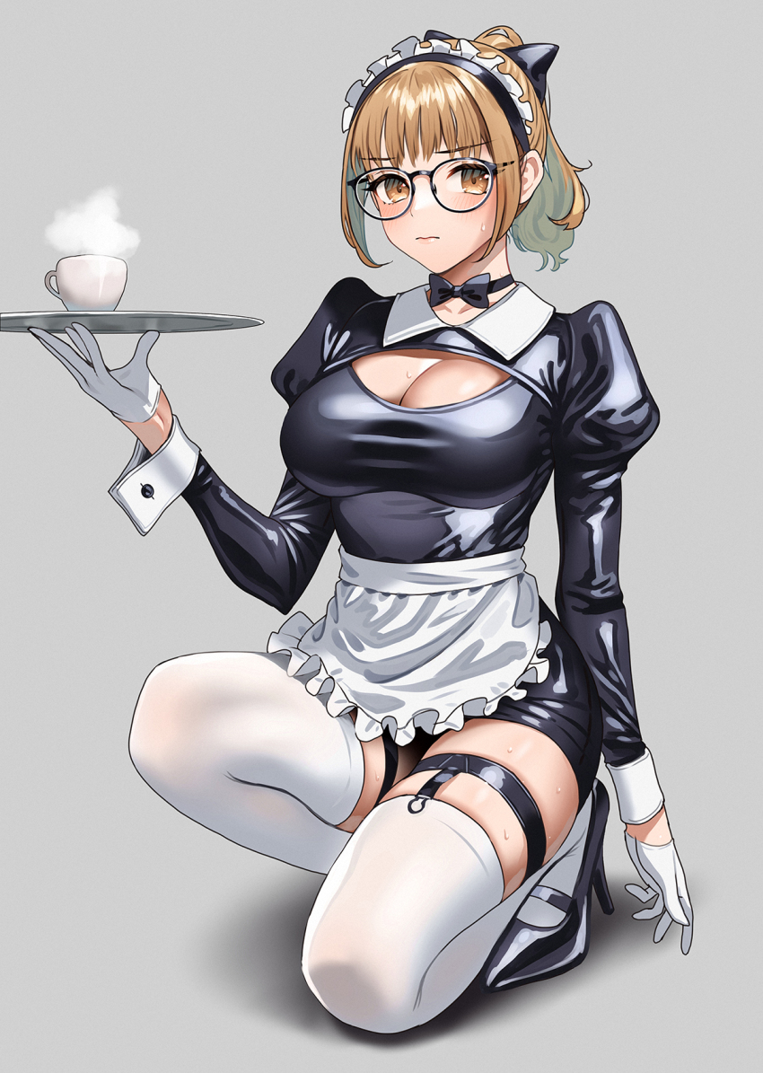 1girl apron black_bow black_footwear black_hairband black_sleeves blonde_hair bow breasts brown_eyes brown_hair center_opening cleavage closed_mouth collarbone commentary_request cup dot_nose doushimasho frills glasses gloves hairband high_heels highres holding holding_tray juliet_sleeves large_breasts latex long_sleeves maid maid_apron maid_headdress on_one_knee original puffy_sleeves shadow shiny_clothes simple_background solo steam sweat thigh_strap thighhighs thighs tray white_background white_gloves white_thighhighs yellow_eyes