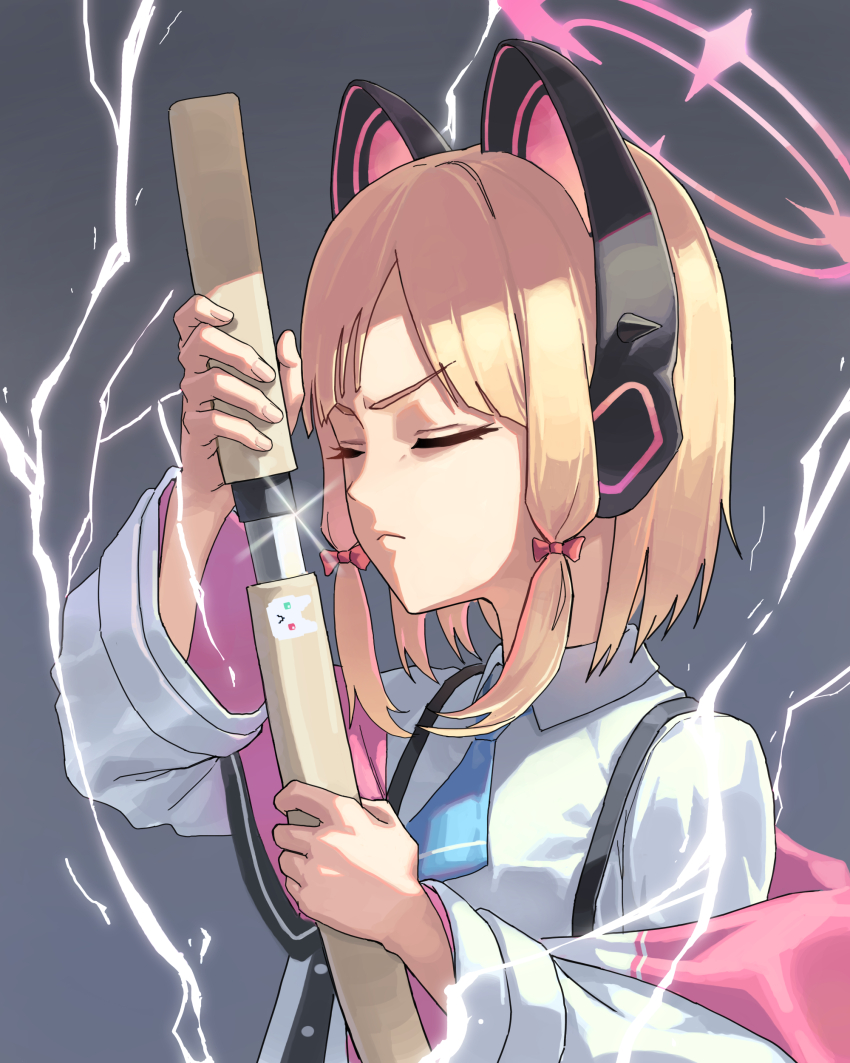 1girl absurdres animal_ear_headphones animal_ears blonde_hair blue_archive blue_necktie bow cat_ear_headphones closed_eyes closed_mouth collared_shirt drawing_sword fake_animal_ears grey_background hair_bow halo headphones highres holding holding_sheath holding_sword holding_weapon jacket ksksksa lightning momoi_(blue_archive) necktie pink_bow pink_halo sheath shirt short_hair solo sword unsheathing weapon white_jacket white_shirt