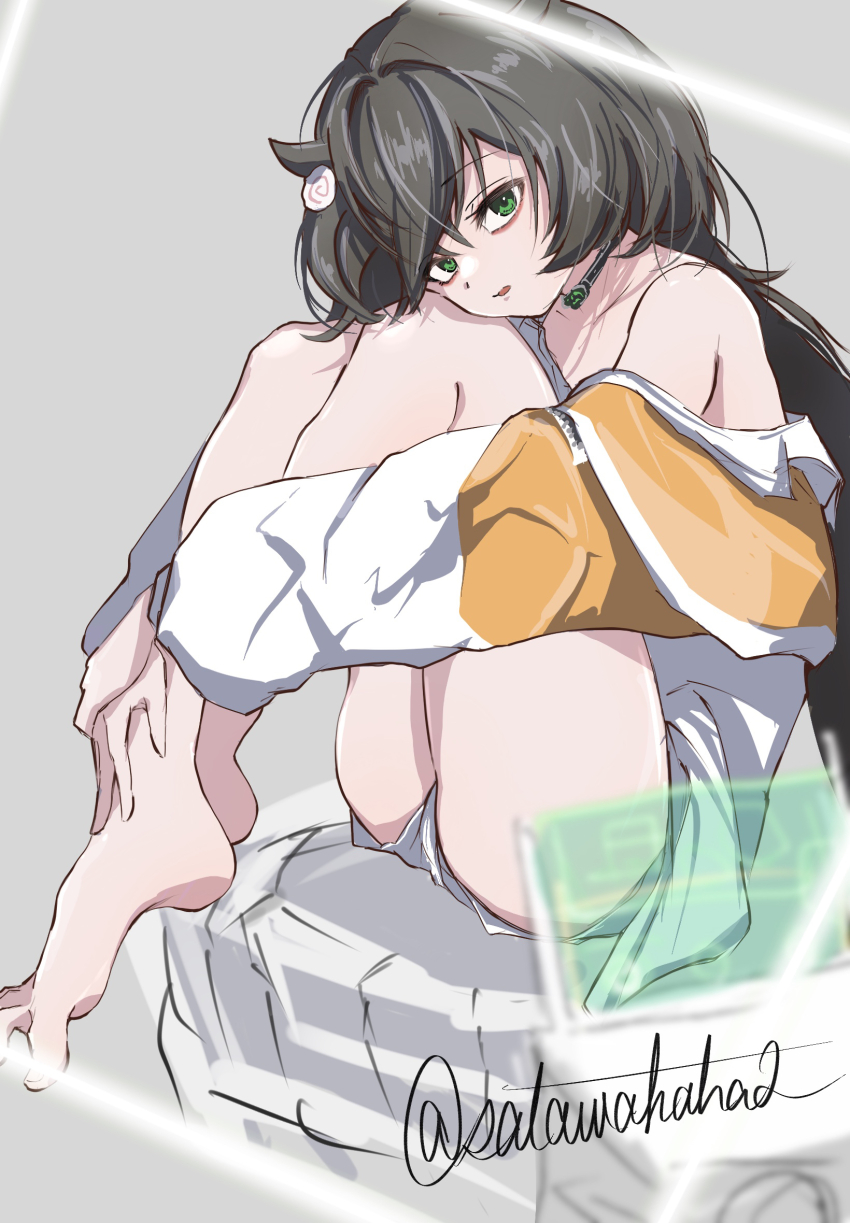 1girl barefoot black_choker black_hair choker food-themed_hair_ornament goddess_of_victory:_nikke green_eyes grey_background highres hugging_own_legs jacket knees_up long_hair micro_shorts multicolored_clothes multicolored_jacket narutomaki_hair_ornament orange_jacket sata_(satawahaha) shorts sitting solo trony_(nikke) two-tone_jacket white_jacket white_shorts