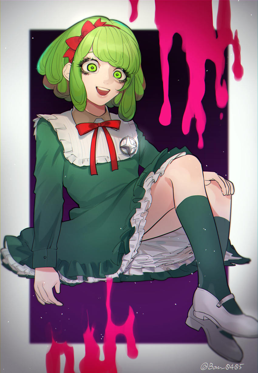 1girl :d absurdres baru_(bar_0405) blood border bow commentary_request crazy_eyes danganronpa_(series) danganronpa_another_episode:_ultra_despair_girls dress frills green_dress green_eyes green_hair green_socks hair_bow highres invisible_chair kneehighs long_sleeves looking_at_viewer mary_janes multicolored_background neck_ribbon open_mouth pink_blood purple_background red_bow red_ribbon ribbon shoes short_hair sitting smile socks solo teeth towa_monaca upper_teeth_only white_border white_shoes