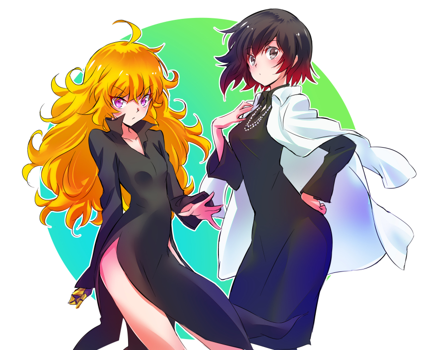 2girls ahoge alternate_breast_size black_dress black_hair blonde_hair cosplay dress fubuki_(one-punch_man) fubuki_(one-punch_man)_(cosplay) gradient_hair hayami_saori highres iesupa long_hair multicolored_hair multiple_girls one-punch_man prosthesis prosthetic_arm purple_eyes red_hair ruby_rose rwby voice_actor_connection short_hair siblings grey_eyes sisters tatsumaki tatsumaki_(cosplay) two-tone_hair wavy_hair yang_xiao_long