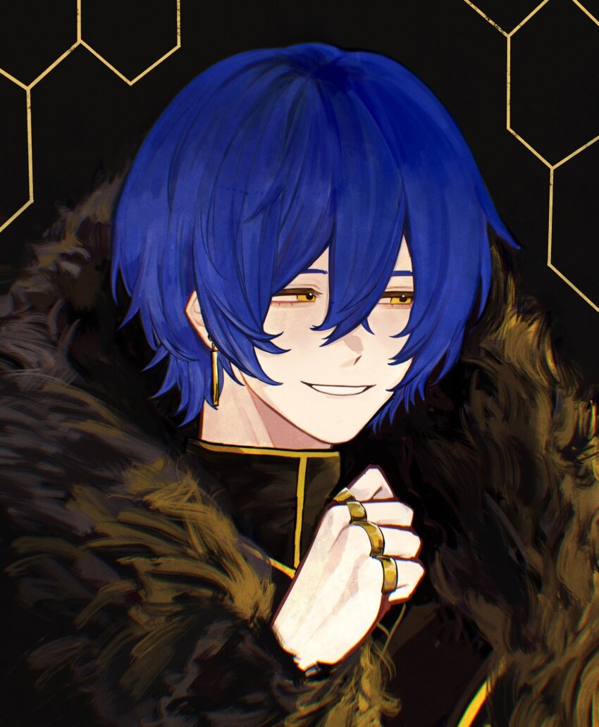 1boy black_background black_coat blue_hair chesed_(project_moon) coat earrings gold_trim hand_up highres honeycomb_(pattern) honeycomb_background jewelry lobotomy_corporation looking_to_the_side multiple_rings parted_lips project_moon ring simple_background smile solo yellow_eyes zygyzy_031