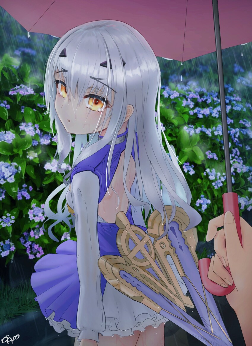 1girl asobeco back_cutout black_gloves blue_dress breasts clothing_cutout dress melusine_(fate) melusine_(second_ascension)_(fate) fate/grand_order fate_(series) forked_eyebrows gloves highres long_hair long_sleeves looking_at_viewer looking_back rain sidelocks small_breasts solo solo_focus thighhighs thighs umbrella weapon wet white_hair white_thighhighs yellow_eyes