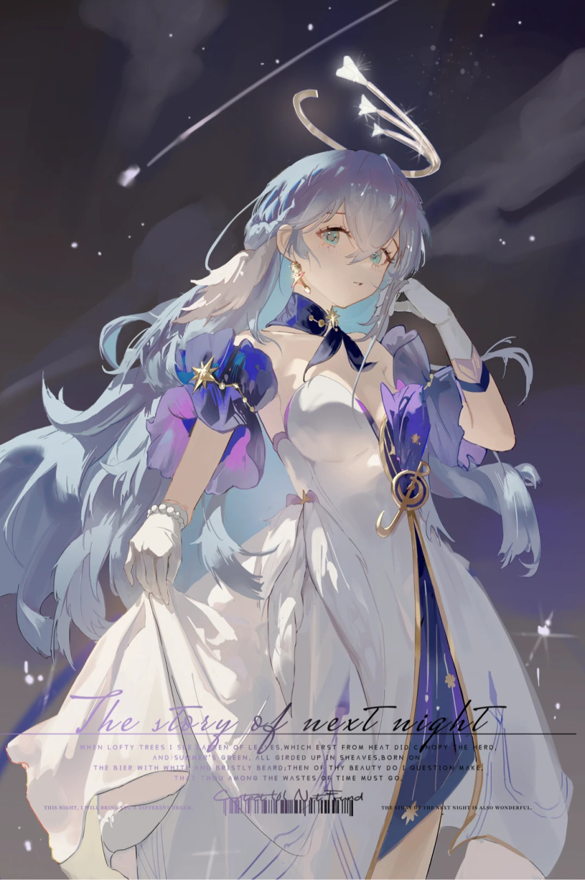 1girl bare_shoulders blue_hair bracelet choker cowboy_shot detached_sleeves dongzhi10223 dress earrings gloves gold_trim green_eyes hair_between_eyes halo hand_up head_wings highres honkai:_star_rail honkai_(series) jewel_under_eye jewelry long_hair looking_at_viewer musical_note_ornament parted_lips pearl_bracelet purple_choker purple_dress purple_sleeves robin_(honkai:_star_rail) shooting_star short_sleeves skirt_hold sleeveless sleeveless_dress solo strapless strapless_dress two-tone_dress white_dress white_gloves white_wings wings