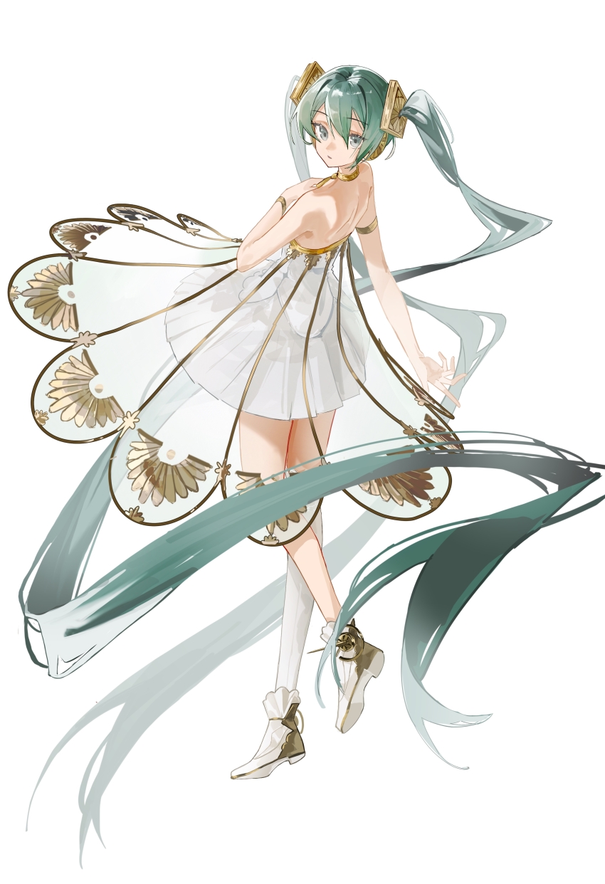 1girl absurdly_long_hair absurdres backless_dress backless_outfit bare_back bare_shoulders chinese_commentary commentary_request dress floating full_body gramophone_miku green_eyes green_hair hair_between_eyes hatsune_miku highres long_hair looking_at_viewer median_furrow shoe_soles shoes shuxiuxiao31244 simple_background single_thighhigh solo thighhighs turning_head twintails very_long_hair vocaloid white_background white_dress white_footwear white_thighhighs