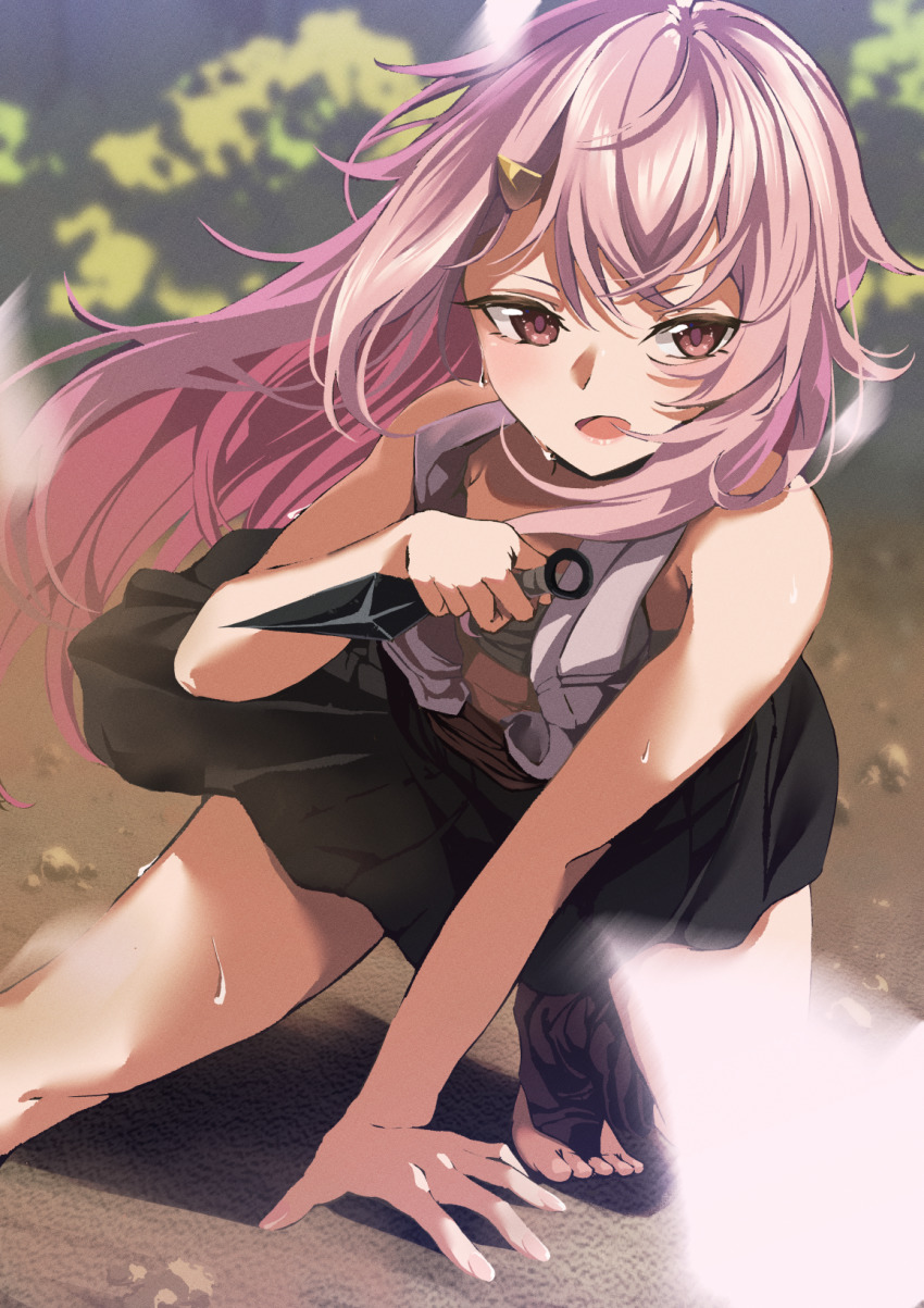 benisumomo black_choker chest_sarashi choker grey_skirt hair_ornament hairclip harikonoma highres kunai kunoichi_tsubaki_no_mune_no_uchi long_hair ninja open_clothes open_vest pink_hair pink_vest pleated_skirt sarashi skirt toeless_legwear vest weapon