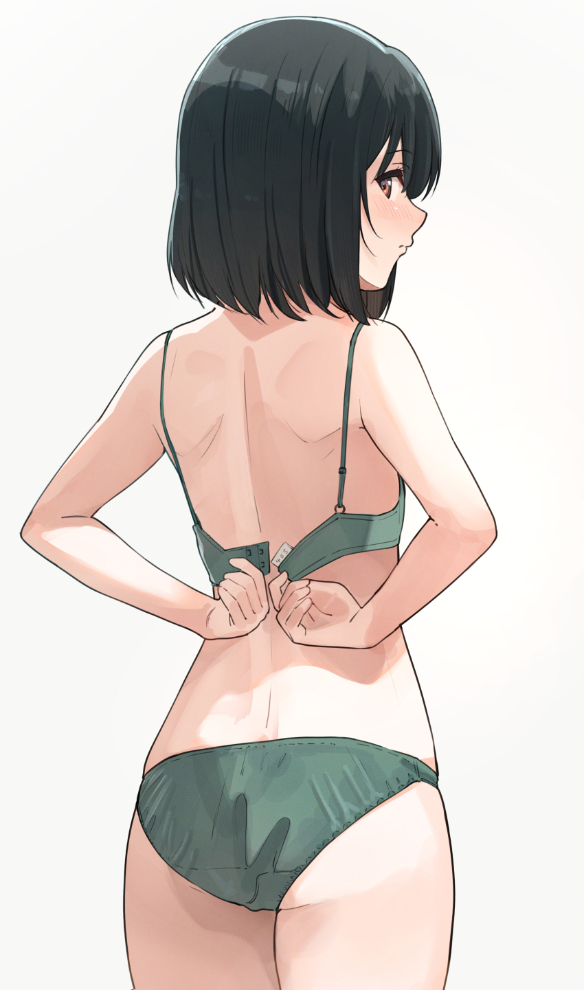 1girl absurdres ass back black_hair bra commentary_request from_behind green_bra green_panties highres looking_back love_live! love_live!_nijigasaki_high_school_idol_club medium_hair mifune_shioriko open_bra panties red_eyes short_hair solo standing tata_(tataice) underwear undressing white_background