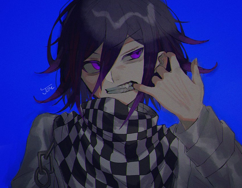 1boy blue_background checkered_clothes checkered_neckwear checkered_scarf danganronpa_(series) danganronpa_v3:_killing_harmony fang hair_between_eyes highres joh_pierrot long_sleeves male_focus mouth_pull oma_kokichi purple_eyes purple_hair scarf signature simple_background solo straitjacket upper_body