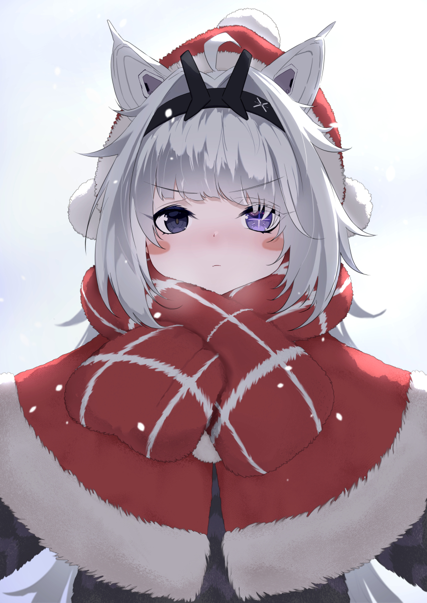 1girl absurdres ahoge animal_ears cape christmas cross-shaped_pupils fur-trimmed_cape fur_trim grey_eyes grey_hair hair_intakes heterochromia highres hood hoodie long_hair looking_at_viewer mechanical_ears mismatched_pupils no._21:_feral_scent_(pgr) no._21_(pgr) punishing:_gray_raven purple_eyes red_hoodie sidelocks solo symbol-shaped_pupils takashi_san wolf_ears