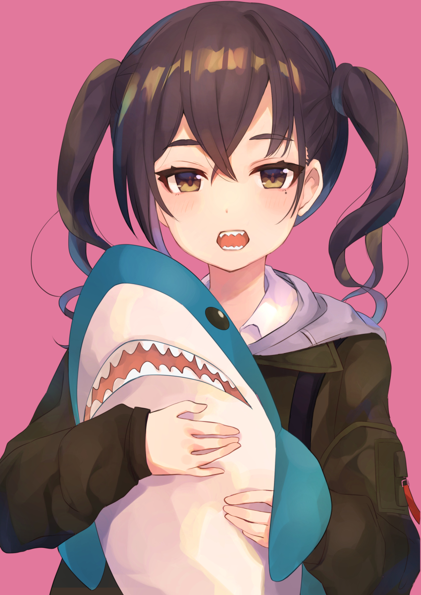 1girl :o absurdres black_jacket blush brown_eyes brown_hair commentary_request hugging_doll hair_between_eyes highres hood hood_down hooded_jacket idolmaster idolmaster_cinderella_girls ikea_shark jacket long_hair long_sleeves looking_at_viewer mole mole_under_eye hugging_object open_mouth pink_background sharp_teeth sidelocks simple_background solo stuffed_animal stuffed_shark stuffed_toy sunazuka_akira teeth twintails upper_body yushima