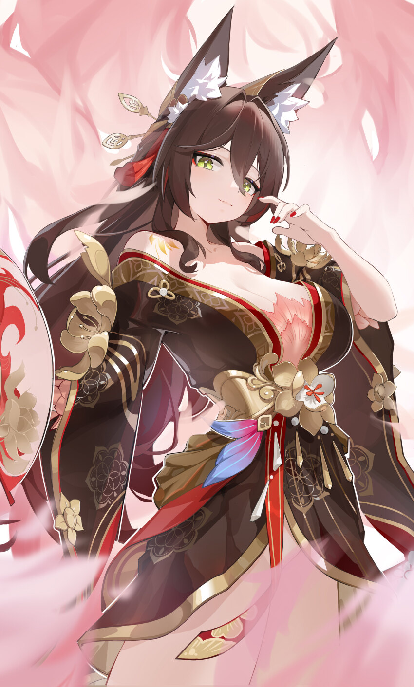 1girl absurdres animal_ear_fluff animal_ears bare_shoulders breasts brown_hair brown_kimono closed_mouth collarbone cowboy_shot fingernails folding_fan fox_ears fox_girl freeeeeeeeeee fugue_(honkai:_star_rail) green_eyes hair_between_eyes hand_fan highres holding holding_fan honkai:_star_rail honkai_(series) japanese_clothes kimono large_breasts light_smile long_hair looking_at_viewer missing_commentary nail_polish off_shoulder red_nails solo tingyun_(honkai:_star_rail) very_long_hair