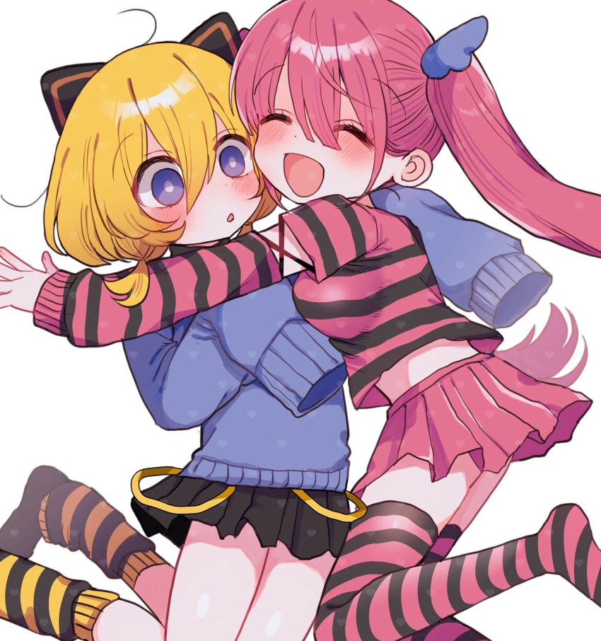 2girls :d blonde_hair blue_eyes breasts detached_sleeves hair_between_eyes highres long_hair medium_breasts medium_hair midriff multiple_girls open_mouth original pink_hair pleated_skirt simple_background skirt sleeves_past_fingers sleeves_past_wrists smile striped_clothes striped_thighhighs suspenders_hanging thighhighs twintails white_background yasashii_naizou