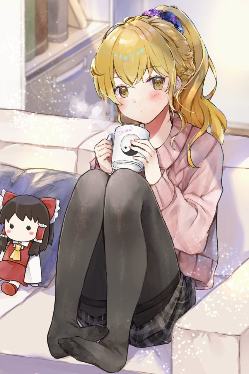 1girl alternate_costume black_pantyhose black_skirt blonde_hair blush bookshelf character_doll closed_mouth commentary_request couch cup full_body hakurei_reimu highres holding holding_cup kirisame_marisa knees_to_chest long_hair long_sleeves minatsuki_yurara mug no_shoes on_couch pantyhose pink_sweater plaid_clothes plaid_skirt ponytail sitting skirt solo sweater touhou yellow_eyes yin_yang yin_yang_print