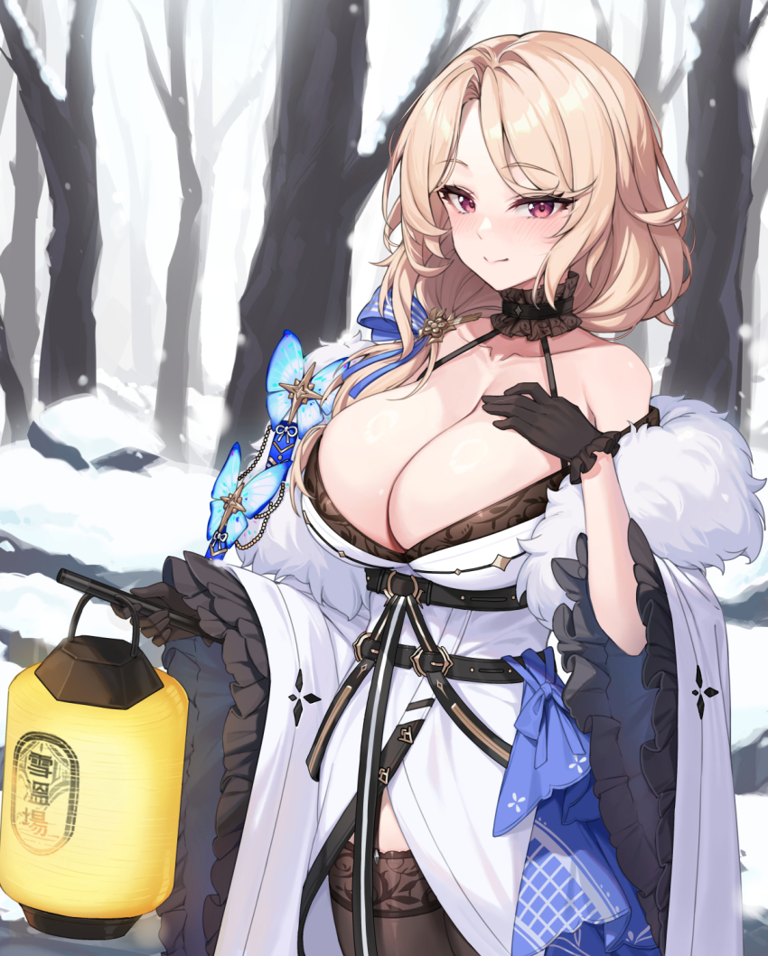 1girl bare_shoulders bare_tree black_gloves black_kimono black_thighhighs blonde_hair blue_ribbon blush breasts cleavage closed_mouth coat collarbone cowboy_shot fur-trimmed_coat fur-trimmed_kimono fur_trim gloves goddess_of_victory:_nikke hair_ribbon hand_on_own_chest highres japanese_clothes kimono lantern large_breasts long_hair looking_at_viewer ludmilla_(nikke) ludmilla_(winter_owner)_(nikke) official_alternate_costume paper_lantern parted_bangs red_eyes ribbon smile snow solo thighhighs tree two-tone_kimono white_kimono yuxian_youka