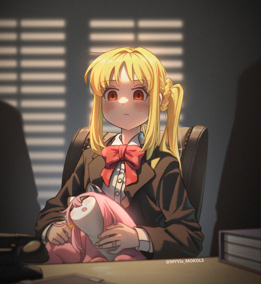 1girl animalization antique_phone black_jacket blonde_hair bocchi_the_rock! bow braid chair desk ferret gotoh_hitori highres ijichi_nijika indoors jacket myvia_mokols on_chair orange_eyes polka_dot polka_dot_bow red_bow shirt side_ponytail sitting suit_jacket the_godfather white_shirt